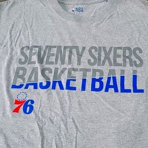 Philadelphia 76ers T Shirt